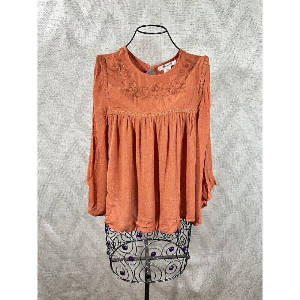 NWT Passport orange floral embroidered flutter sleeve blouse size S